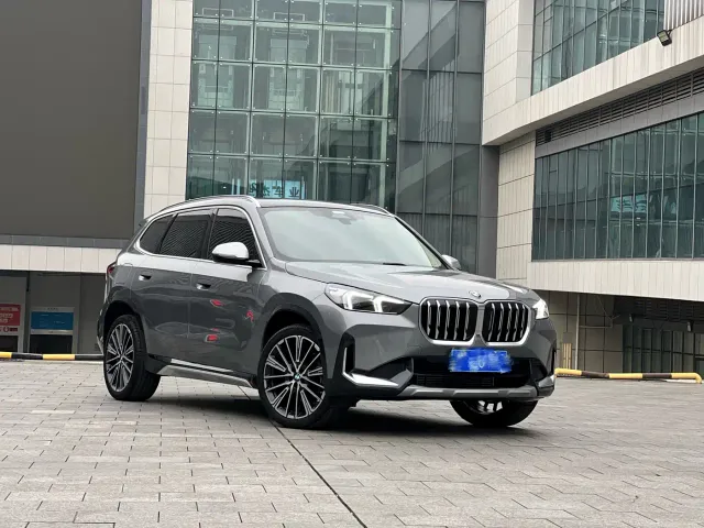 BMW X1 — Фото автомобиля 3