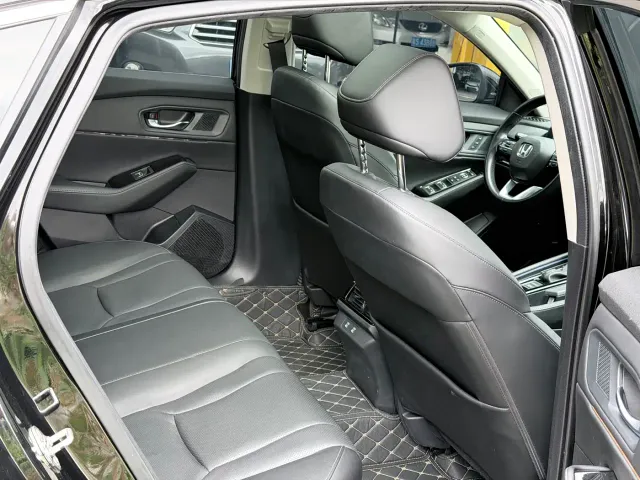 Honda Accord — Фото автомобиля 10