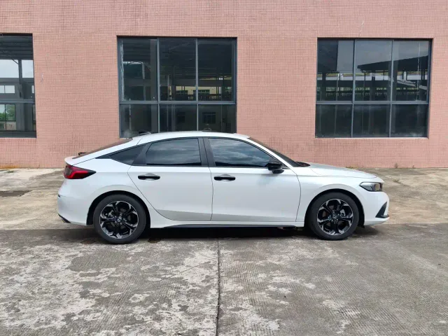 Honda Civic — Фото автомобиля 4