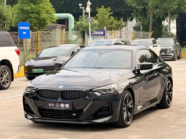 Фотография автомобиля — BMW M240i