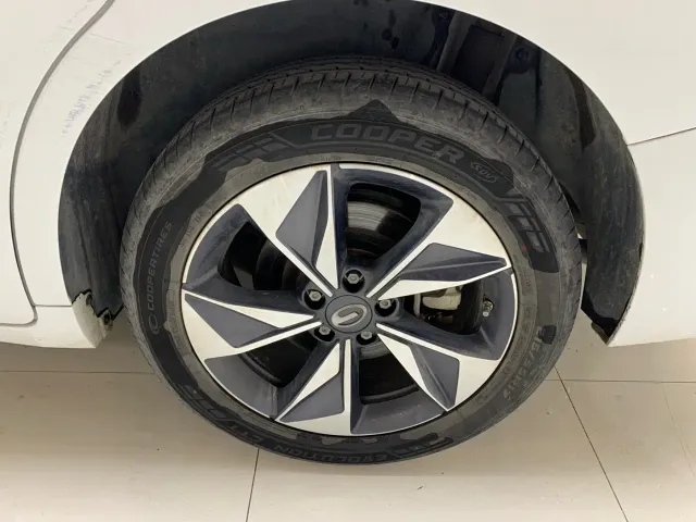 GAC Trumpchi M6 — Фото автомобиля 17