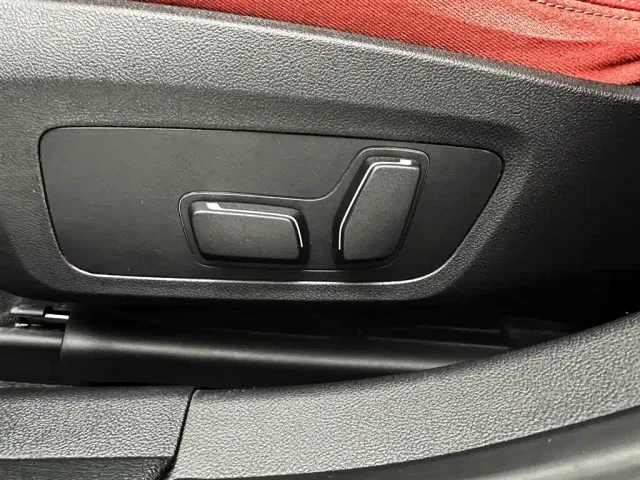 BMW 3 Series — Фото автомобиля 11