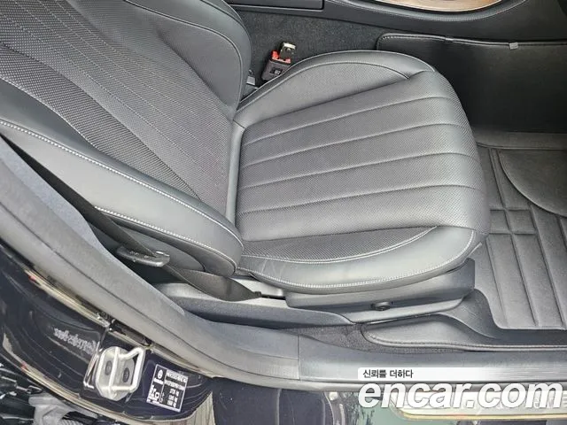 Mercedes-Benz E-Class W213 — Фото автомобиля 10
