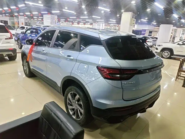 Geely Binyue — Фото автомобиля 4