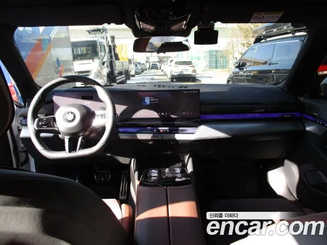 BMW 5-Series 5 серия (G60) 530i xDrive M Sport — Фото автомобиля 13