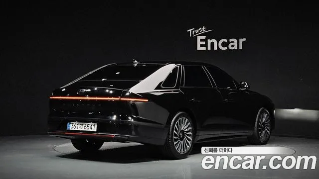 Hyundai Grandeur GN7 — Фото автомобиля 2