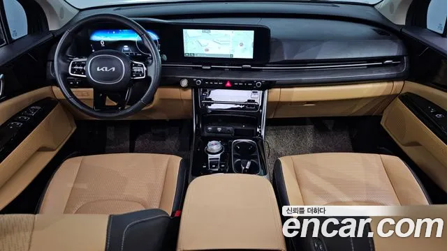 Kia Carnival Generation 4 — Фото автомобиля 10