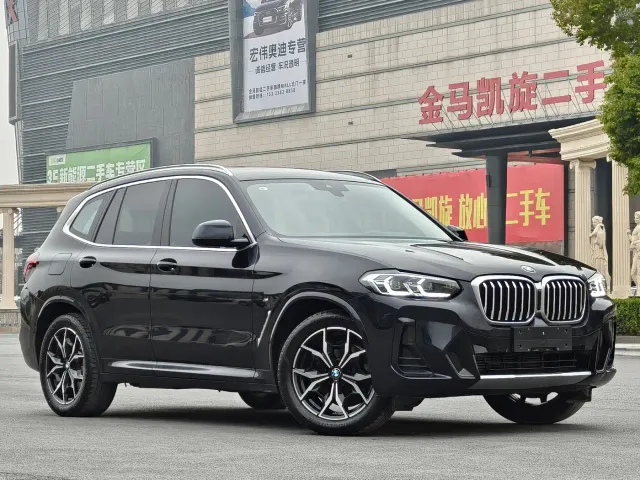 BMW X3 — Фото автомобиля 3