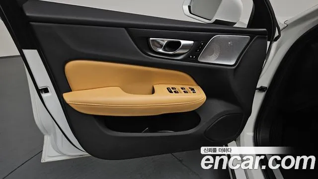 Вольво S60 S60 третьего поколения B5 Ultimate Bright — Фото автомобиля 18