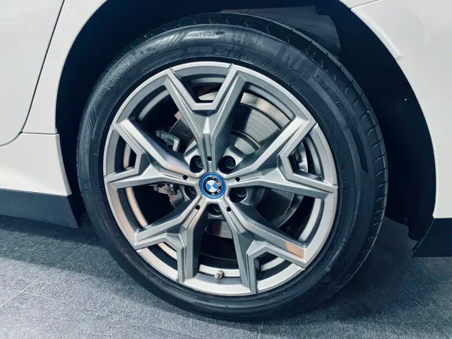 BMW i3 — Фото автомобиля 26