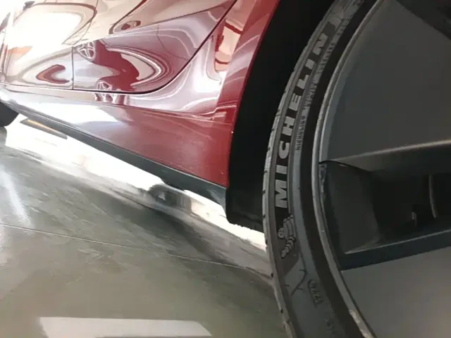 Tesla Model 3 — Фото автомобиля 21