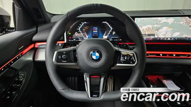 BMW 5 Series G60 — Фото автомобиля 12