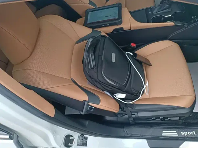 Lexus ES — Фото автомобиля 24