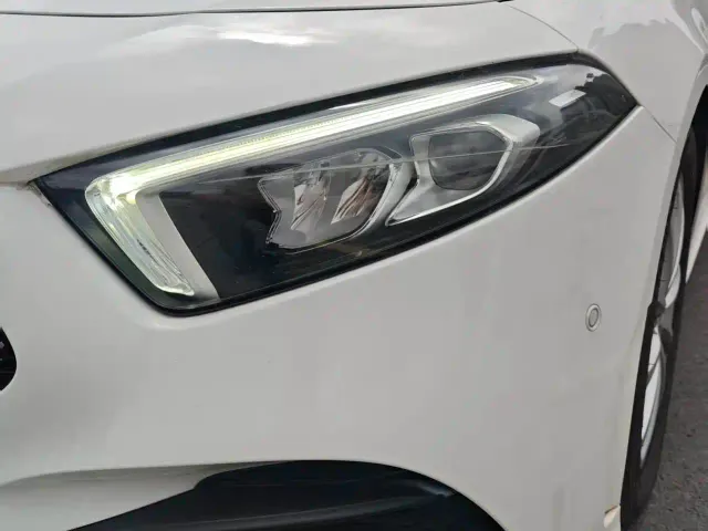Mercedes-Benz A-Class — Фото автомобиля 12
