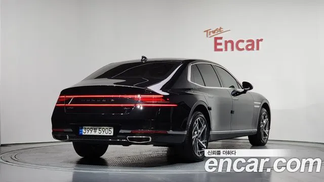 Genesis G90 Бензин 3.5 турбо AWD — Фото автомобиля 2