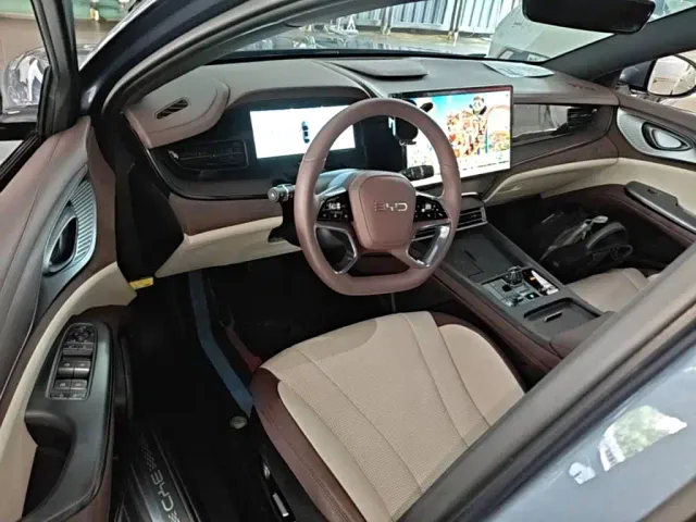 BYD Seal — Фото автомобиля 15