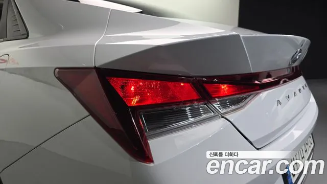 Hyundai AVANTE Avante (CN7) — Фото автомобиля 23