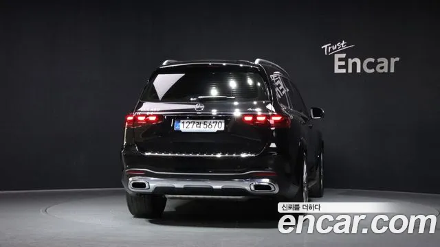 Mercedes-Benz GLS-Class — Фото автомобиля 4