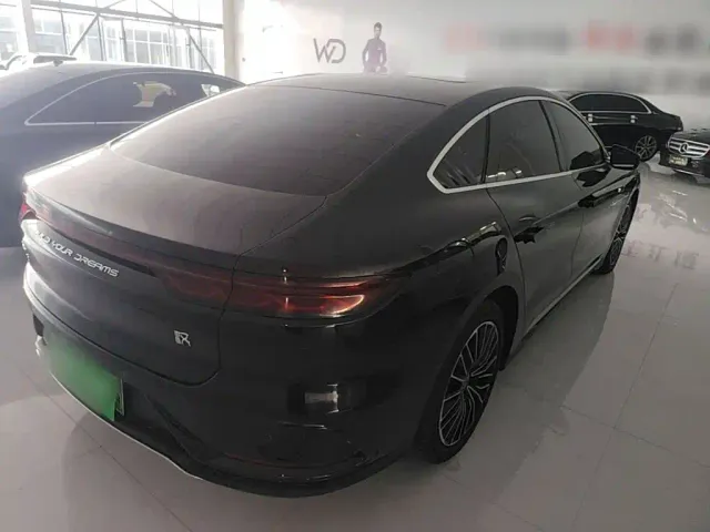 BYD Han — Фото автомобиля 6