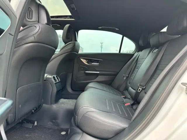 Mercedes-Benz C-Class — Фото автомобиля 9