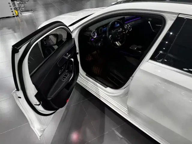Mercedes-Benz A-Class — Фото автомобиля 19