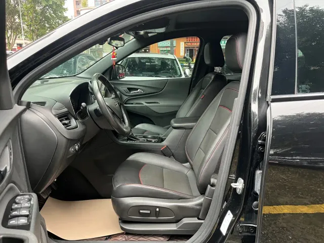 Chevrolet Equinox — Фото автомобиля 9