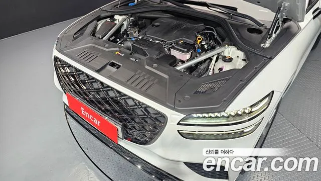 Genesis GV70 — Фото автомобиля 9