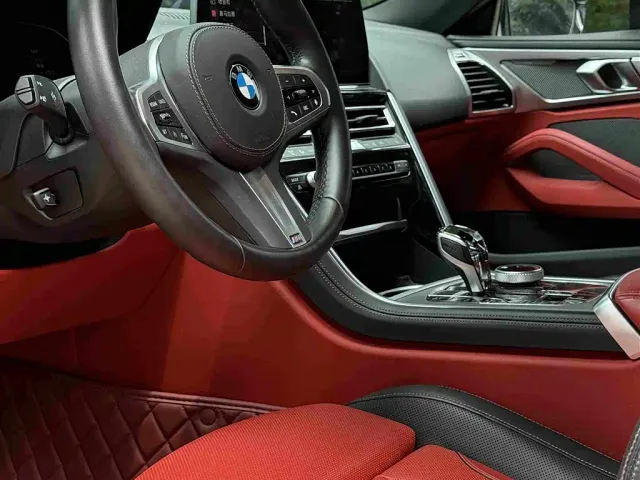 BMW 8 Series — Фото автомобиля 8