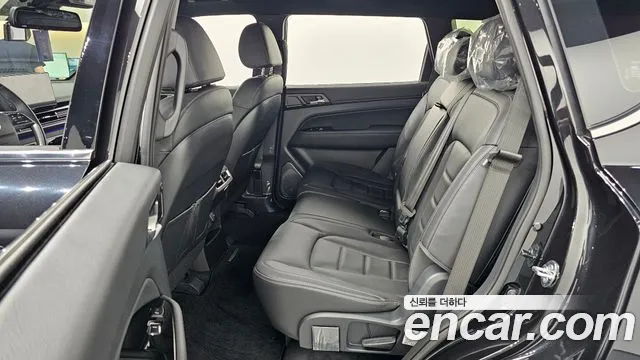 KG_Mobility_Ssangyong Rexton Rexton Arena Дизель 2.2 2WD — Фото автомобиля 11
