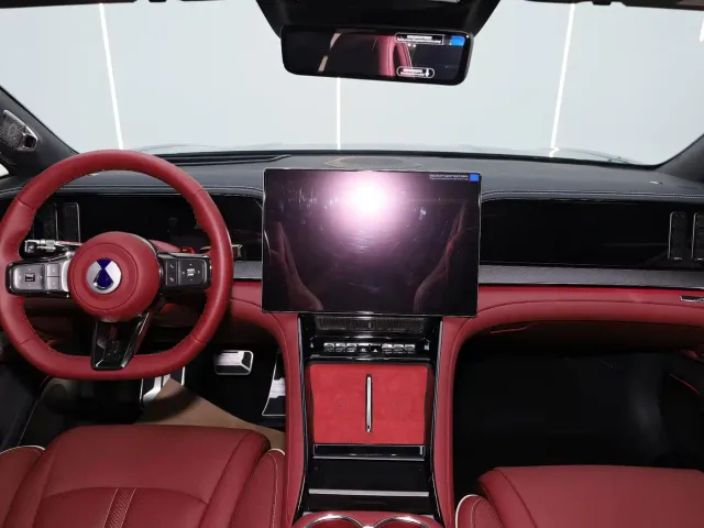 Denza Z9GT — Фото автомобиля 13