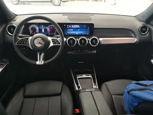 Mercedes-Benz GLB-Class — Фото автомобиля 9
