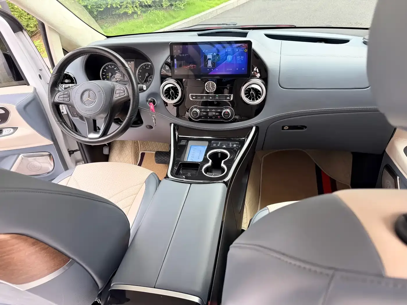 Mercedes-Benz Vito 2021 2.0T Business Edition 7-seater — Фото автомобиля 6