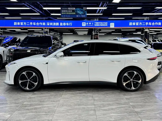 Nio ET5 Touring — Фото автомобиля 4