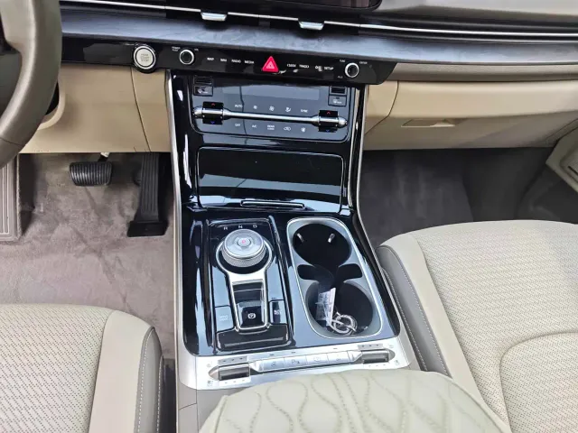 Kia Carnival — Фото автомобиля 7