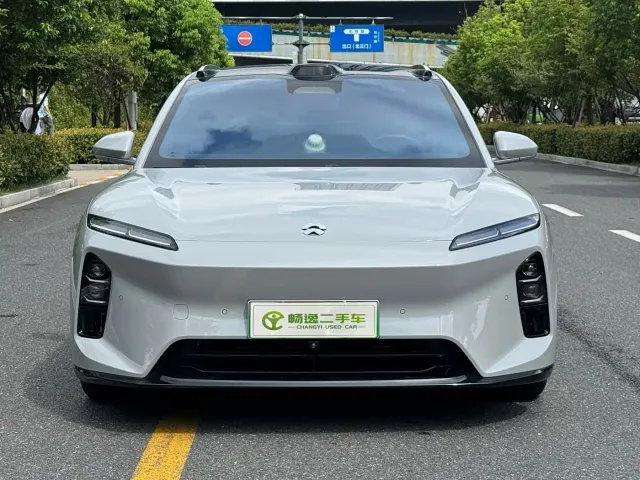 Nio ET5 Touring — Фото автомобиля 2