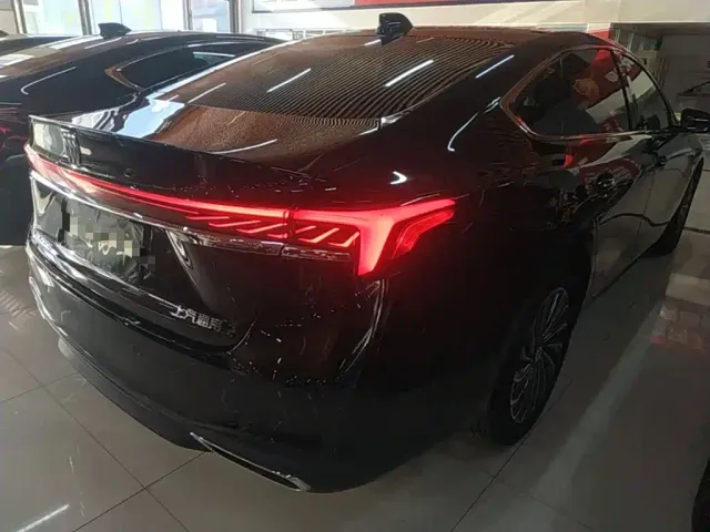 Buick LaCrosse — Фото автомобиля 6