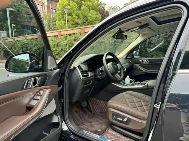 BMW X5 — Фото автомобиля 4