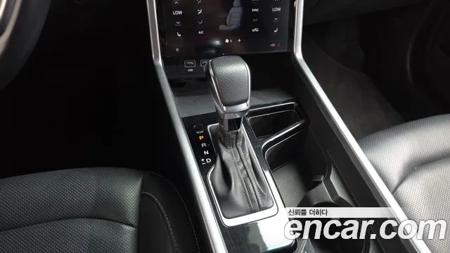 KG_Mobility_Ssangyong Torres Torres Бензин 1.5 2WD — Фото автомобиля 9
