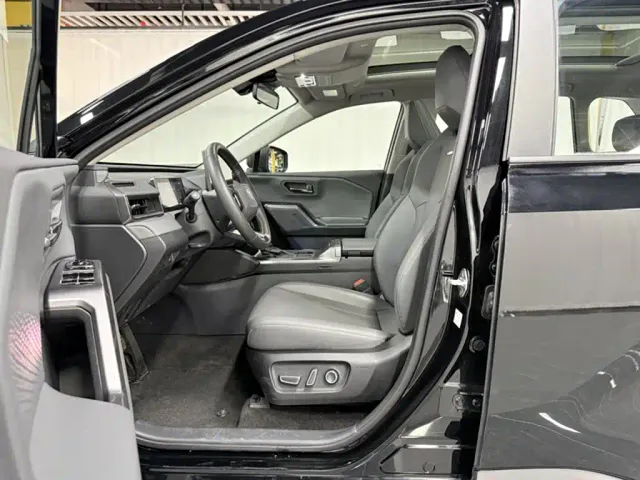 Toyota RAV4 — Фото автомобиля 13
