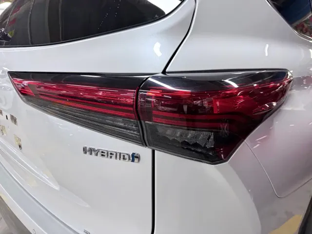 Toyota Highlander — Фото автомобиля 20