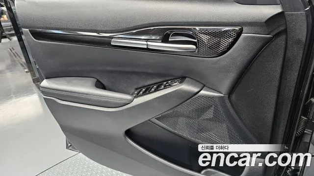 Kia Seltos — Фото автомобиля 13