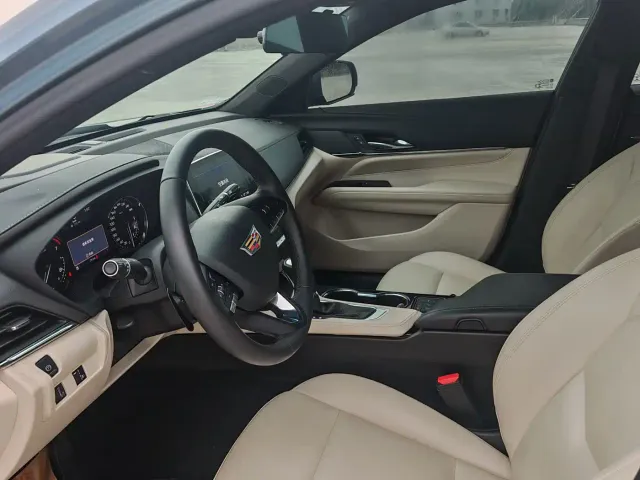 Cadillac CT4 — Фото автомобиля 7