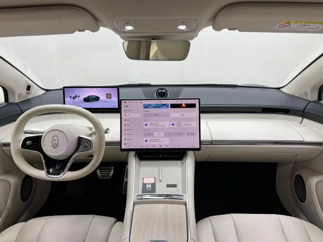 Luxeed S7 — Фото автомобиля 20