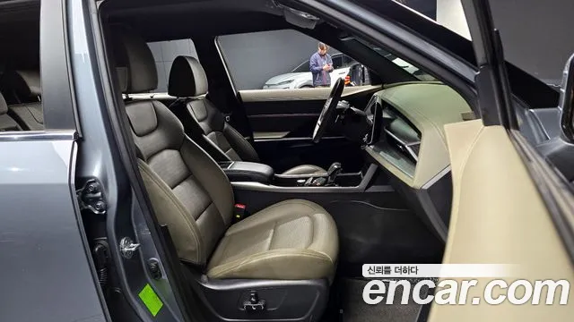 KG_Mobility_Ssangyong Torres Бензин 1.5 2WD — Фото автомобиля 10