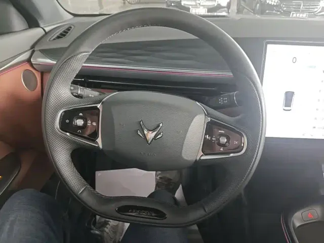 Arcfox Alpha T5 — Фото автомобиля 10