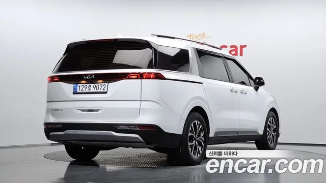 Kia Canival Carnival 4 поколение Дизель 9 мест Prestige — Фото автомобиля 2