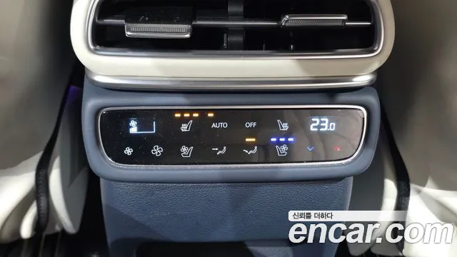 Genesis GV80 — Фото автомобиля 30