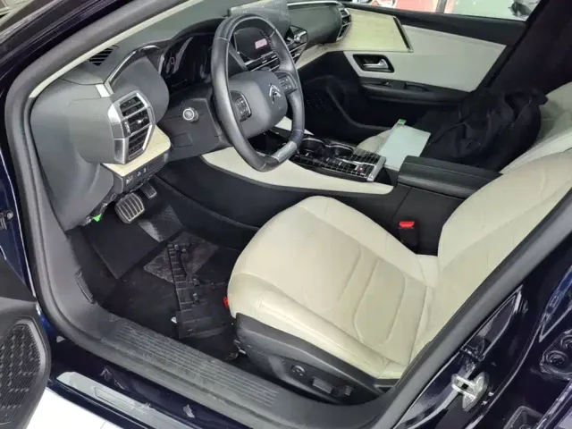 Citroen C5 X — Фото автомобиля 14