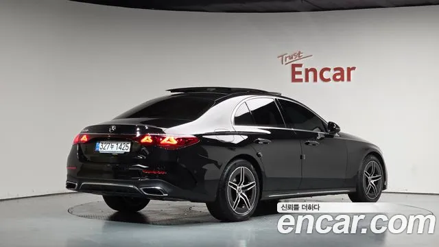 Фотография автомобиля — Mercedes-Benz E-Class W214