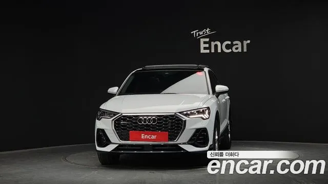 Audi Q3 40 TFSI quattro Sportback — Фото автомобиля 3